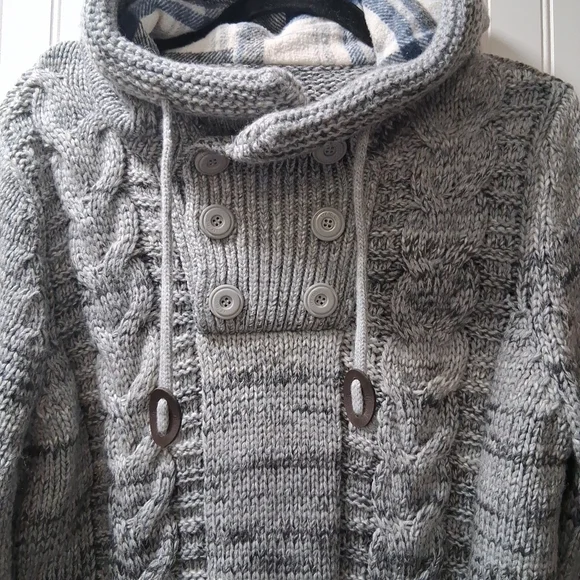 Men's Gray Cable Knit Sweater with Button Detail - Picture 2 of 16